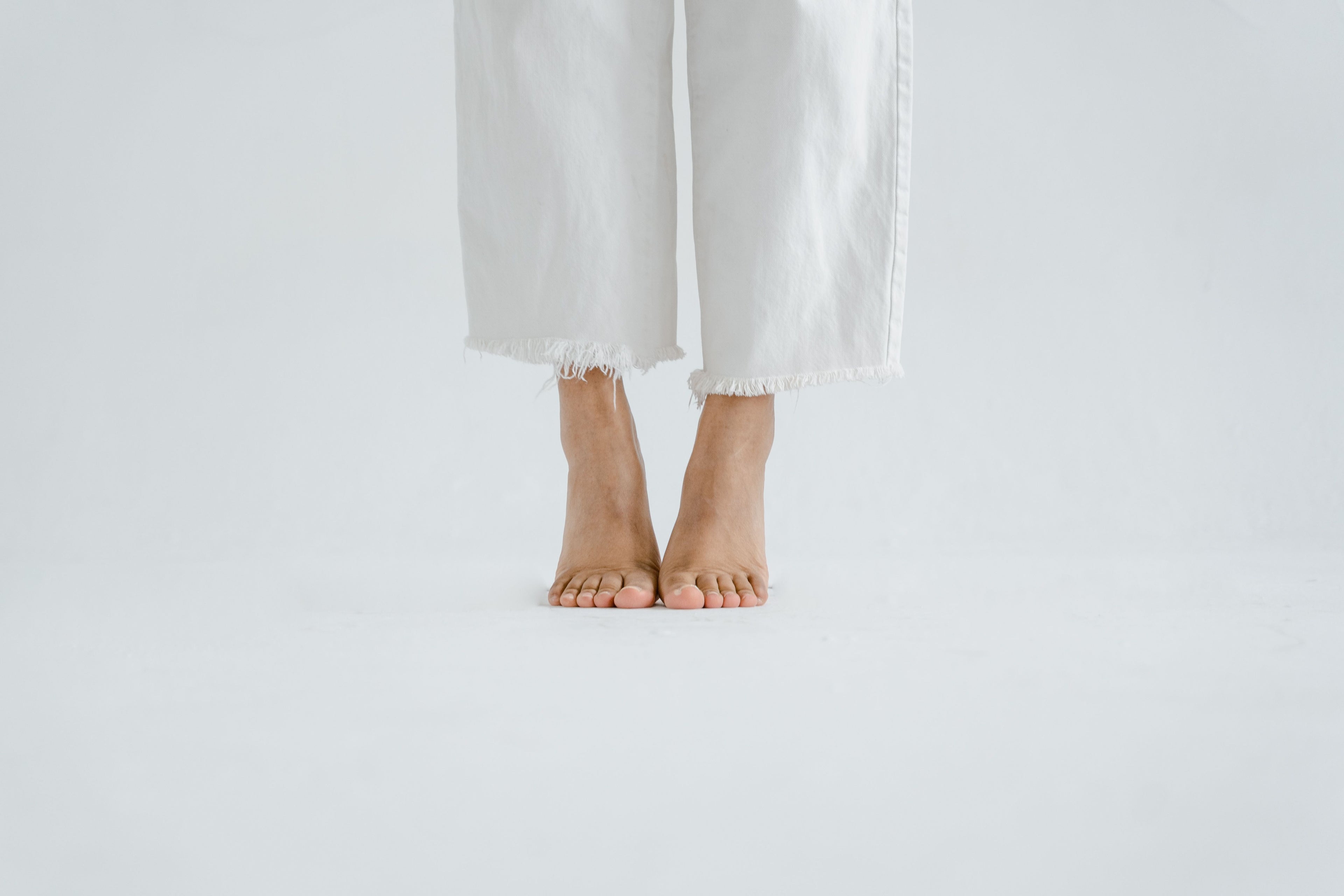 Pieds gonflés pendant la grossesse : pourquoi et comment bien choisir ses chaussures